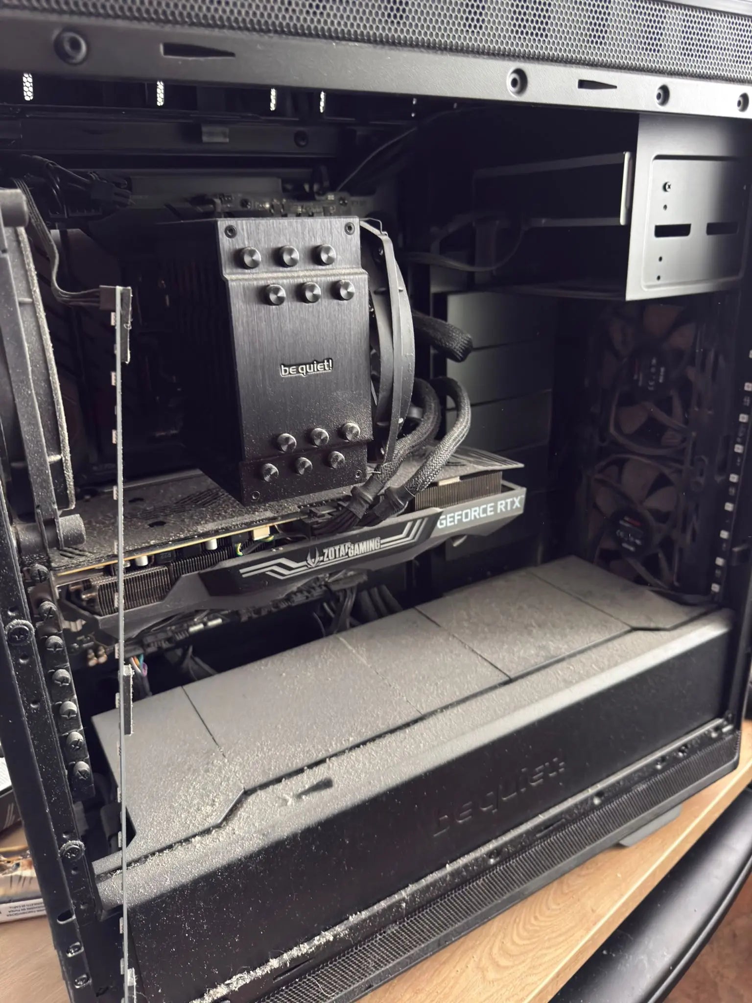 Hardware Reinigung in der Schweiz – PC, Laptop & Konsole professionell reinigen | IMPERION TECH