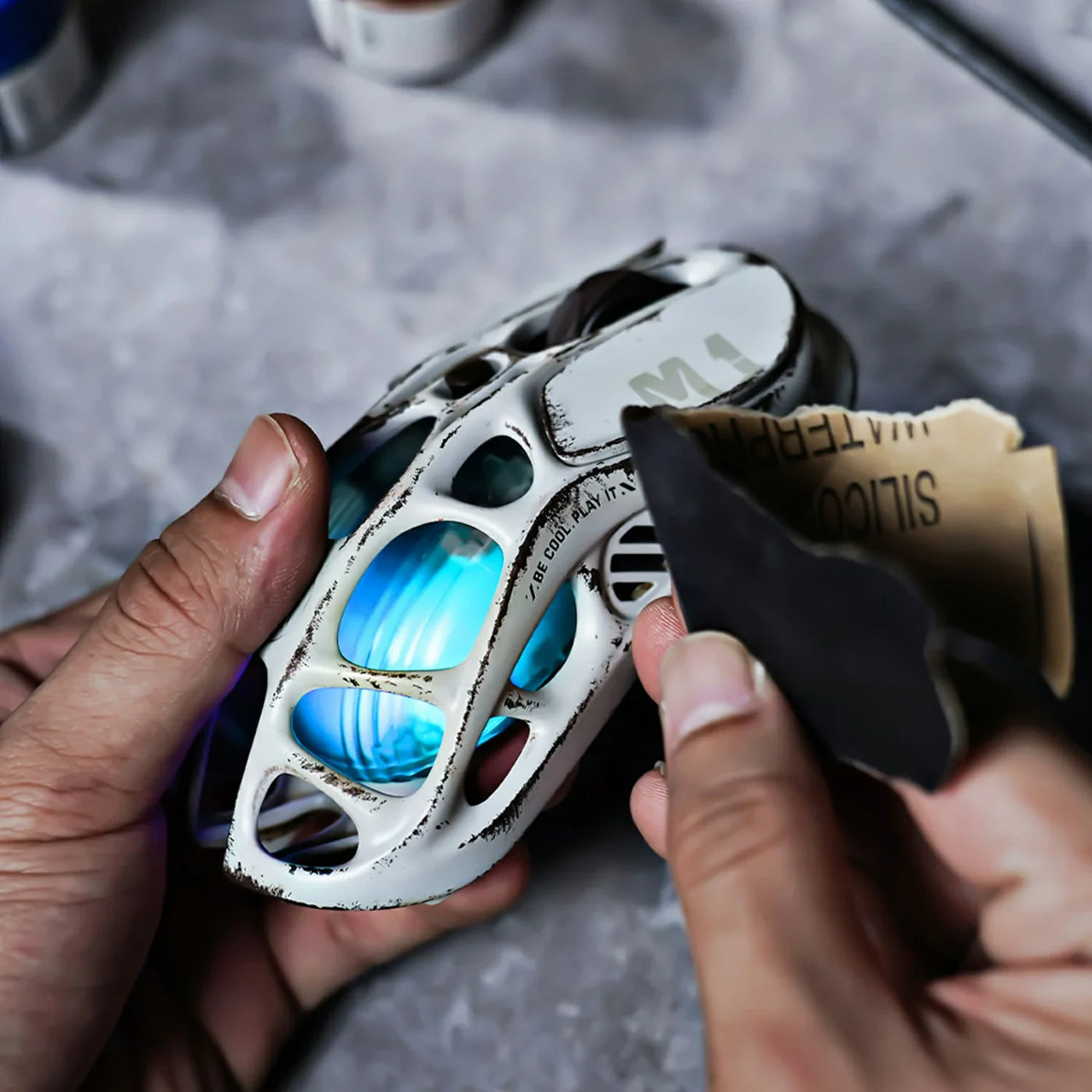 Mercury M1 Pro Gradient Black Gravastar